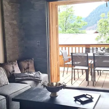 Chalet Chaleureux A Champagny En Vanoise Avec Spa Et Vue * La Plagne