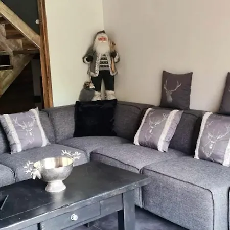 Chalet Chalet Chaleureux A Champagny En Vanoise Avec Spa Et Vue